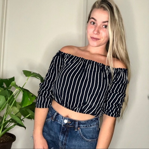 Brandy Melville Striped off the shoulder navy top - Picture 2 of 3